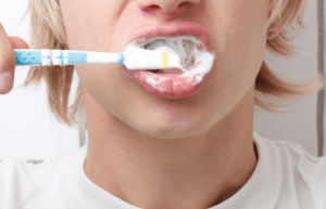 brushing your teeth and hygiene mistakes